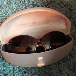 Tommy Hilfiger Sunglass and Case